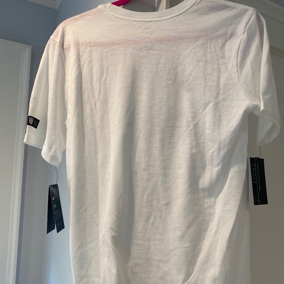 NWT!! Men’s Nike Dri Fit Cotton Shirt - Picture 3 of 3